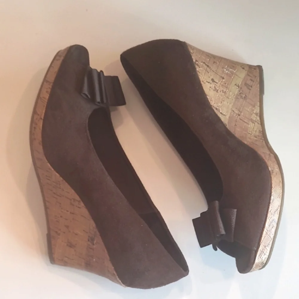 American Eagle Peep Toe Wedge Ballet Slip On 3.5